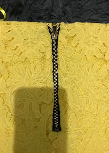 Sarı İşlemeli Dantel Mini Etek - Görsel 5