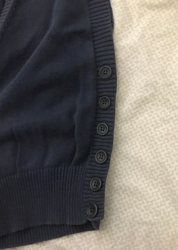 Düğmeli Mavi V Yaka Kadın Süveter - Görsel 2