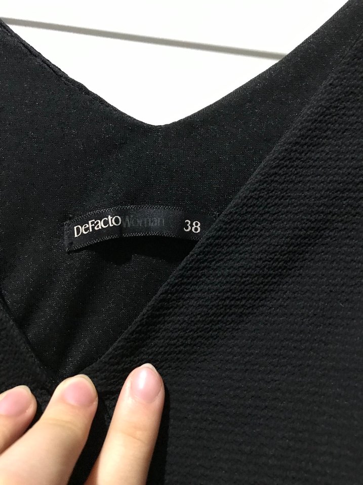 Siyah V Yakalı Kadın Elbise - Görsel 3