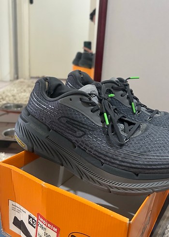 Skechers 43