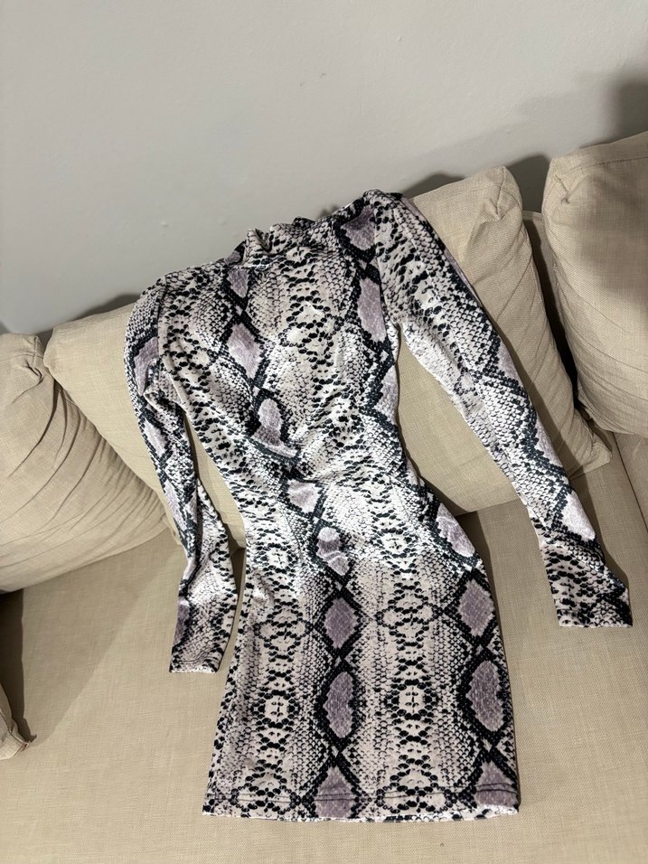 Yılan Desenli Uzun Kollu Kadın Elbise - Görsel 2