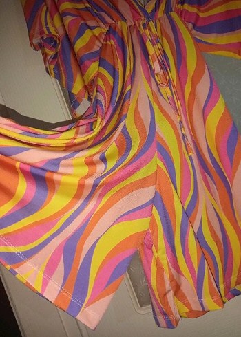 Çok Renkli Kısa Şort Tulum - Görsel 3