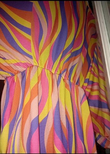 Çok Renkli Kısa Şort Tulum - Görsel 5