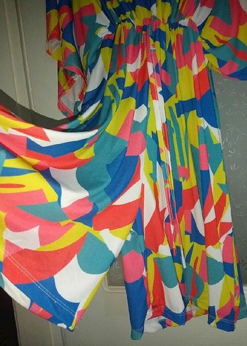 Renkli Batik Desenli Şort Tulum - Görsel 2