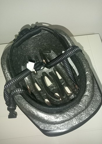 Renkli Baskılı Kırmızı Çocuk Bisiklet Kaskı - Görsel 3