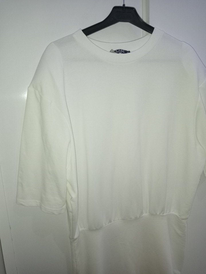 Beyaz kısa kollu Elbise - Görsel 2