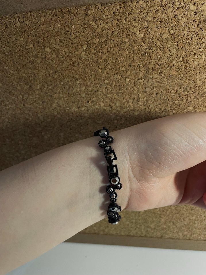 Siyah Boncuklu Yılan Desenli Gotik Bileklik - Görsel 3