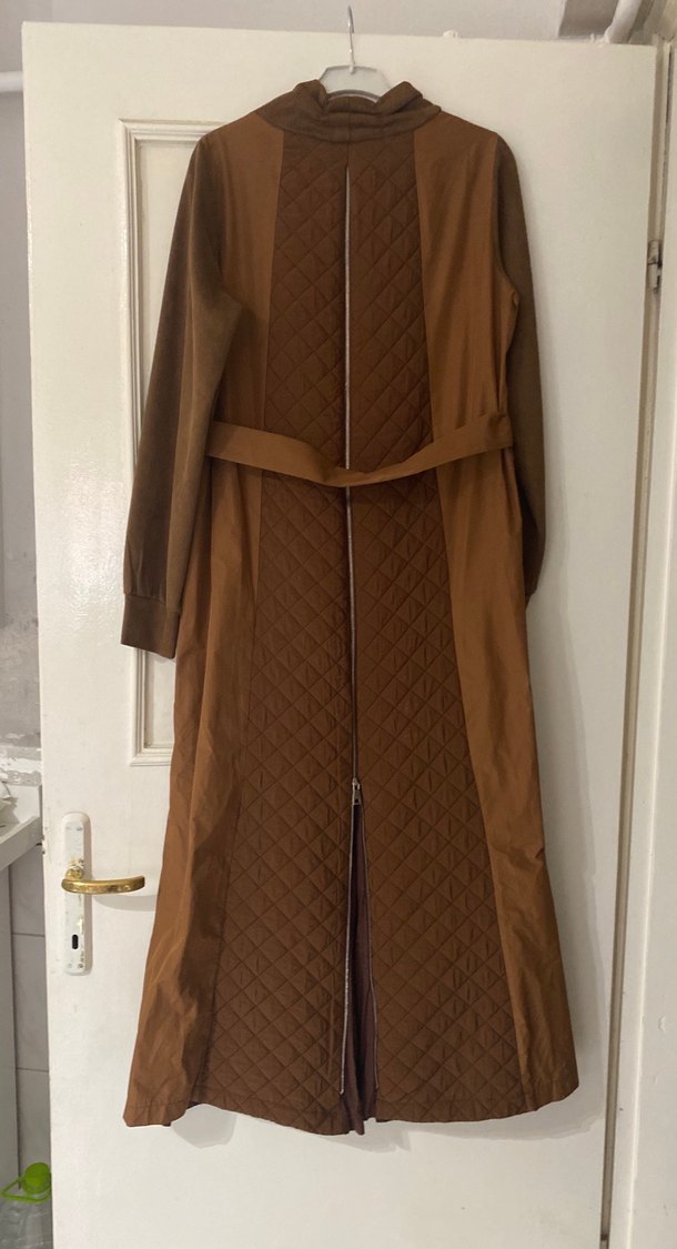 Kahverengi Kuşaklı Uzun Kadın Kaban - Görsel 5