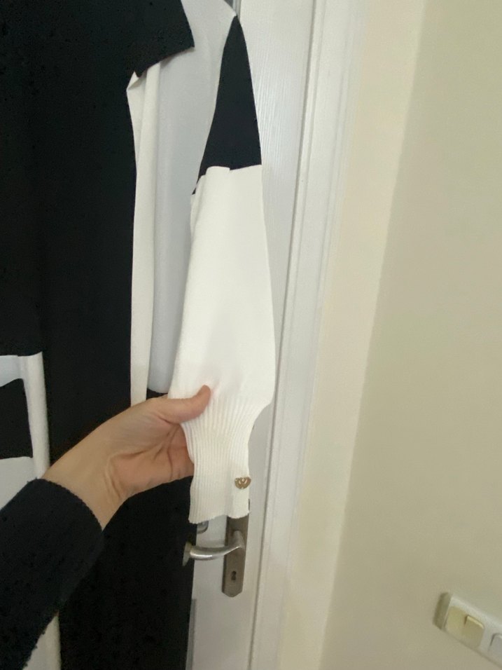 Kadın Siyah Beyaz Uzun Kollu Uzun Elbise - Görsel 3