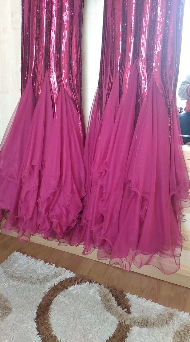 Bordo İşlemeli Uzun Abiye Elbise - Görsel 2