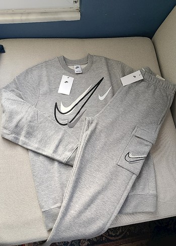 Nike m