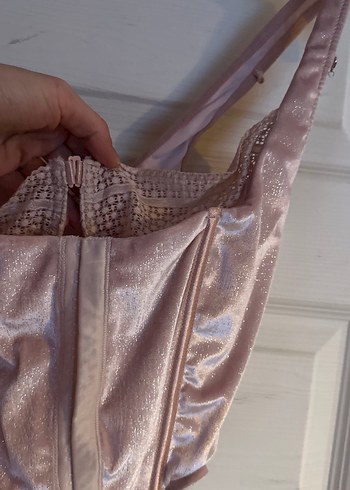 Parlak Bej Kemerli Mini Büstiyer - Görsel 2