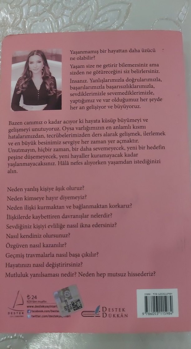 Düştüğünde Kalkarsan Hayat Güzeldir - Esra Ezmeci - Görsel 3