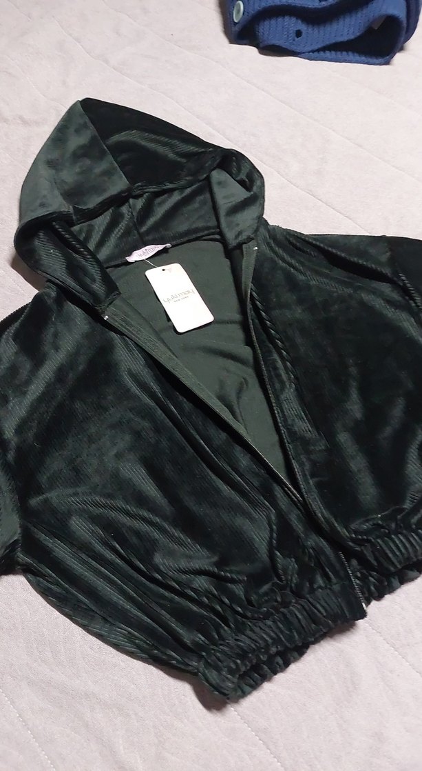 Siyah Kapüşonlu Fermuarlı Kadın Ceket - Görsel 3