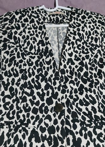 Leopar Desenli Uzun Kollu V Yaka  tek düğme ceket - Görsel 2