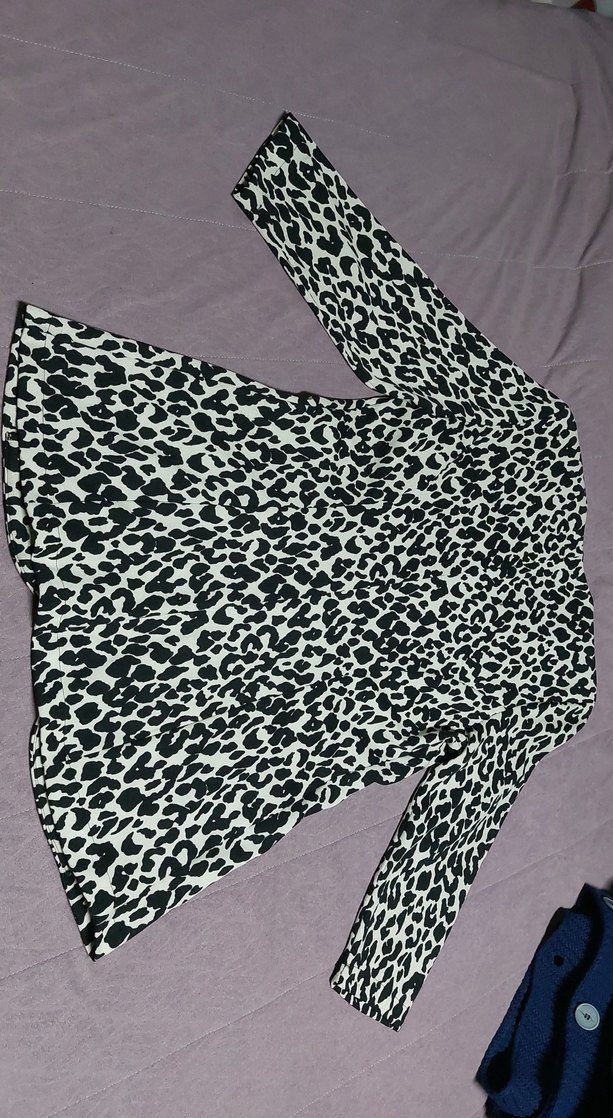 Leopar Desenli Uzun Kollu V Yaka  tek düğme ceket - Görsel 4