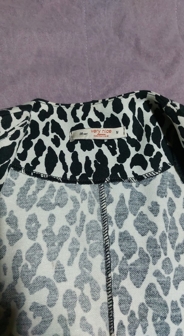 Leopar Desenli Uzun Kollu V Yaka  tek düğme ceket - Görsel 3