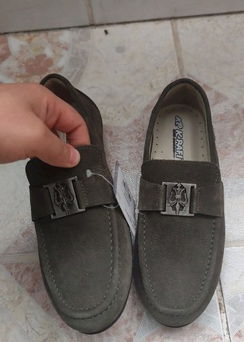 Gri Süet Tokalı - Görsel 2