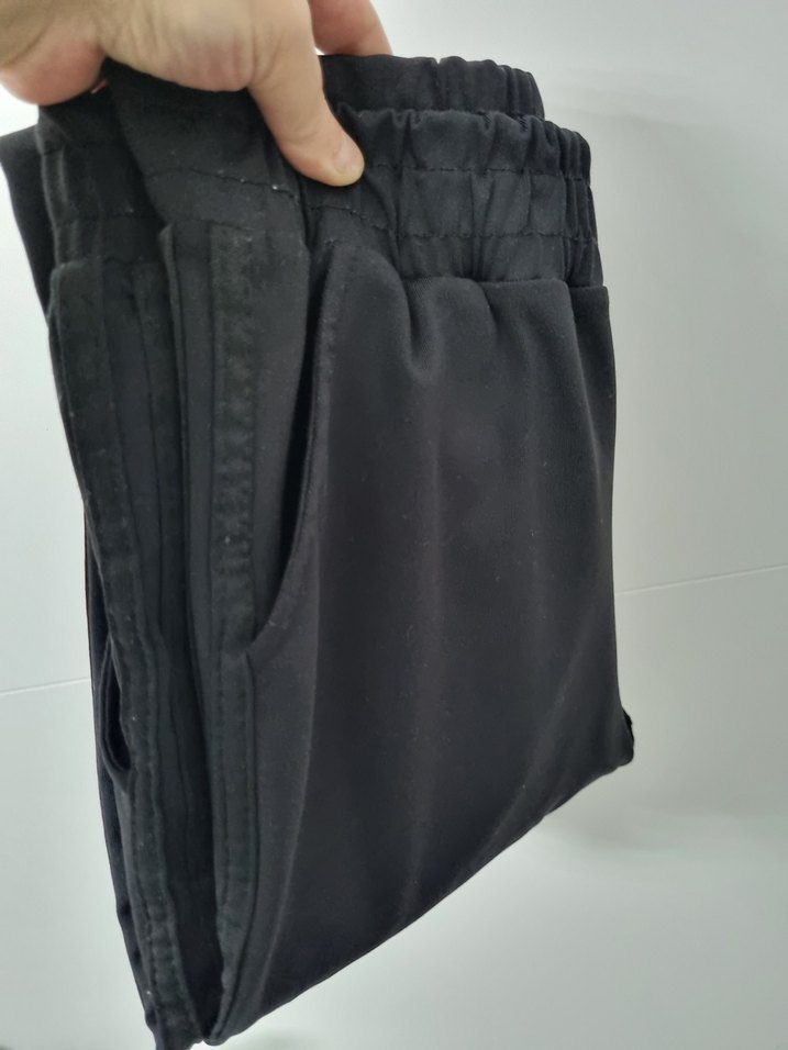 siyah Kadın Rahat Kesim eşofman - Görsel 3