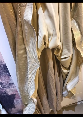 Altın Renk Drapeli V Yakalı Uzun Abiye Elbise - Görsel 2