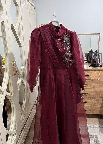 Abiyemiz yenidir 1 kere giyilmiştir kemerde dahil - Görsel 2