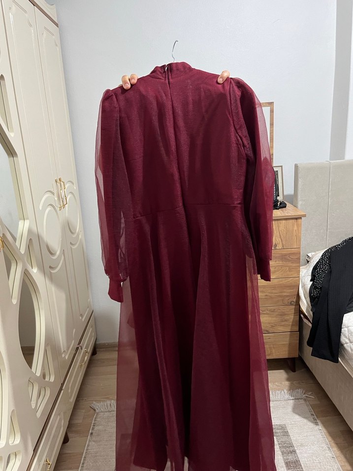 Abiyemiz yenidir 1 kere giyilmiştir kemerde dahil - Görsel 4