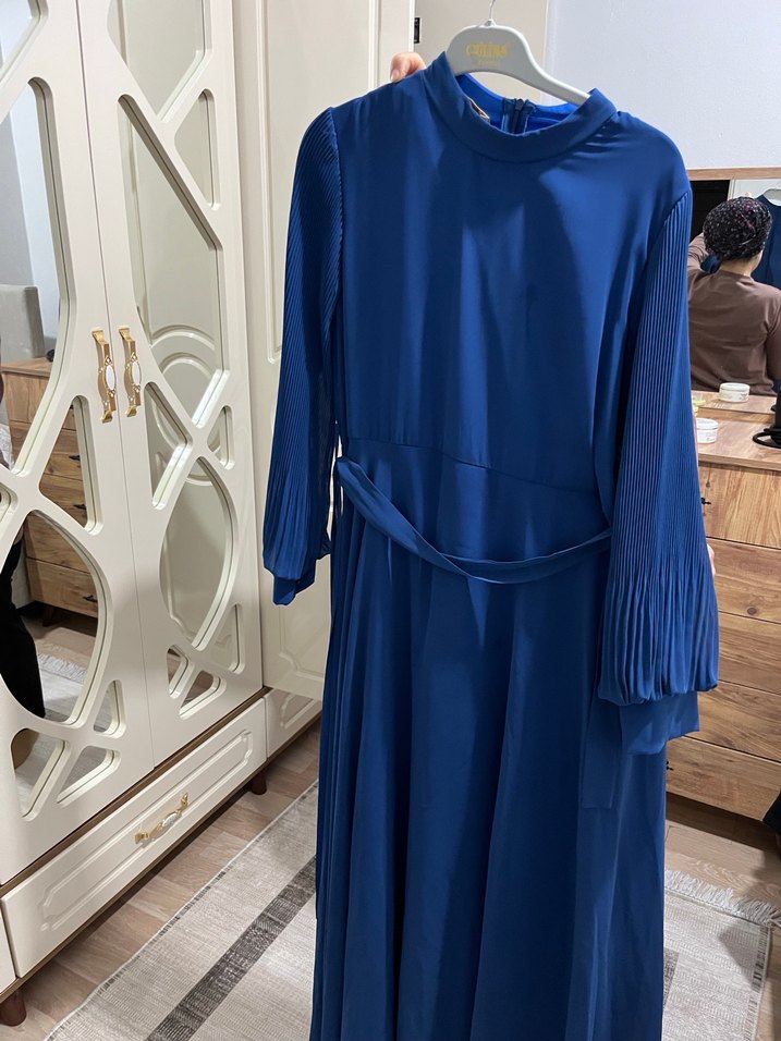 Uzun elbise sadece bir kere giyilmiş - Görsel 3