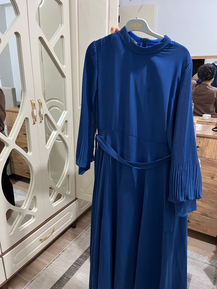 Uzun elbise sadece bir kere giyilmiş - Görsel 4