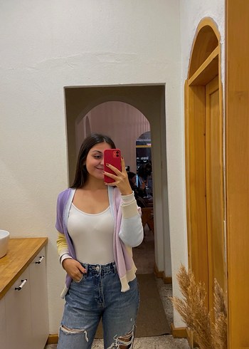 Kadın Mavi Yırtık Detaylı Mom Jean - Görsel 5