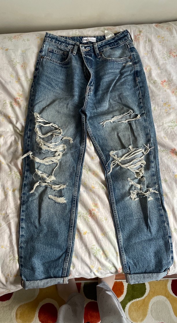 Kadın Mavi Yırtık Detaylı Mom Jean - Görsel 2