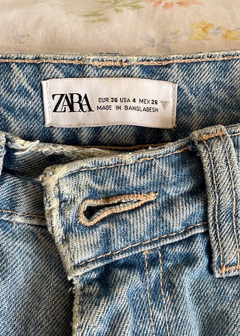 Yüksel Bel Yırtık Detaylı Mom Jean - Görsel 3