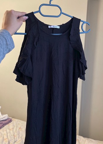 Siyah Mini Rahat Kesim Volanlı Elbise - Görsel 2