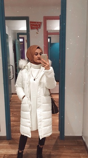 Beyaz şişme mont