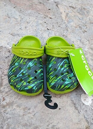 Crocs çocuk terlik 