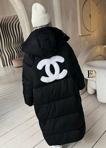 Chanel Siyah Kapüşonlu Midi Puff Mont - Görsel 2