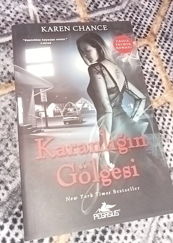 Karen Chance - Karanlığa Dokunmak ve Gölgeleri - Görsel 4