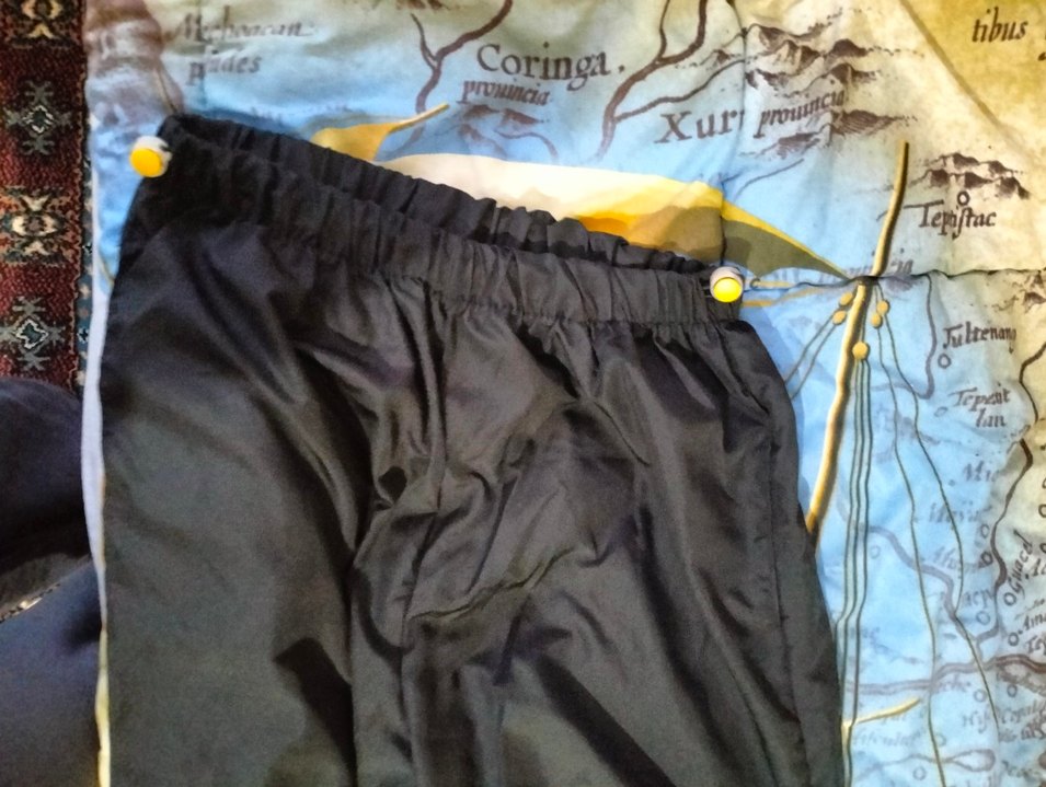 Kadın Siyah Midi Rahat Kesim Kumaş Pantolon - Görsel 4