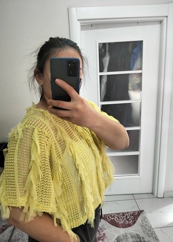 Sarı Püsküllü Örgü Kadın kısa kollu - Görsel 2