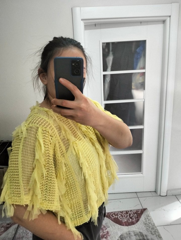 Sarı Püsküllü Örgü Kadın kısa kollu - Görsel 2