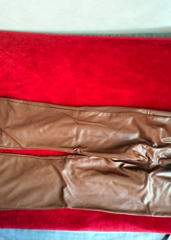 Kahverengi Deri Fermuarlı Kadın Pantolon - Görsel 2