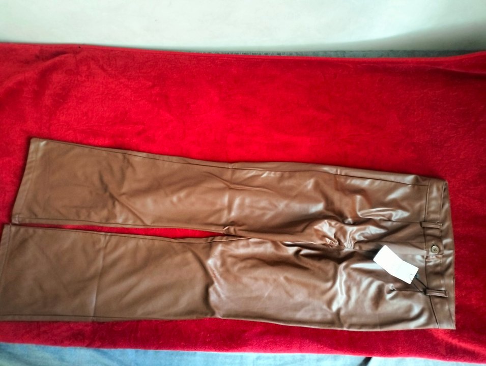 Kahverengi Deri Fermuarlı Kadın Pantolon - Görsel 2