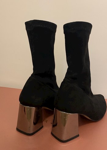 Siyah Süet Topuklu Kadın Bot - Görsel 3