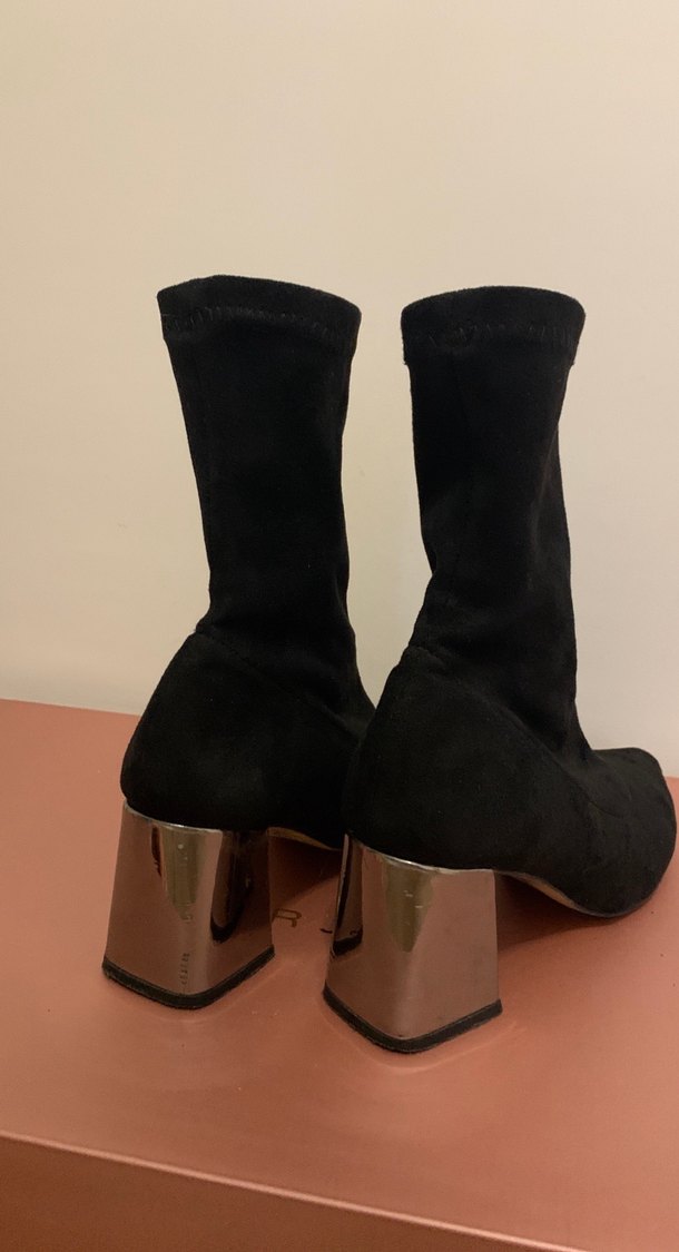 Siyah Süet Topuklu Kadın Bot - Görsel 3