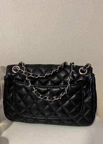 Siyah Deri Zincir Detaylı Kadın Çanta - Görsel 2