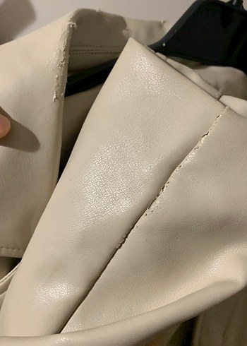 Bej Kadın Deri Kemerli Ceket - Görsel 3