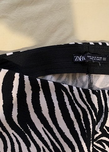 Kadın Zebra Desenli Kumaş Pantolon - Görsel 3