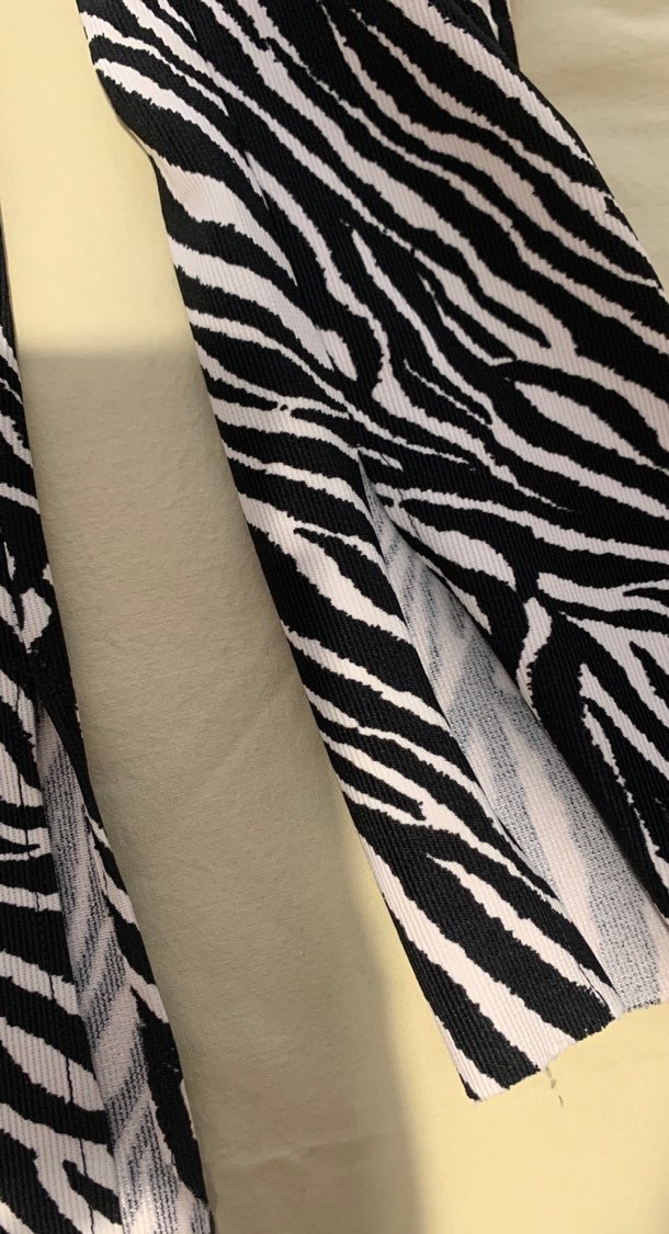 Kadın Zebra Desenli Kumaş Pantolon - Görsel 4