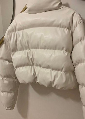Düğmeli Deri Beyaz Kadın Kışlık Mont - Görsel 3