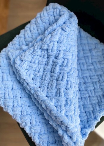Pastel Mavi Örgü Çocuk Battaniyesi - Görsel 3