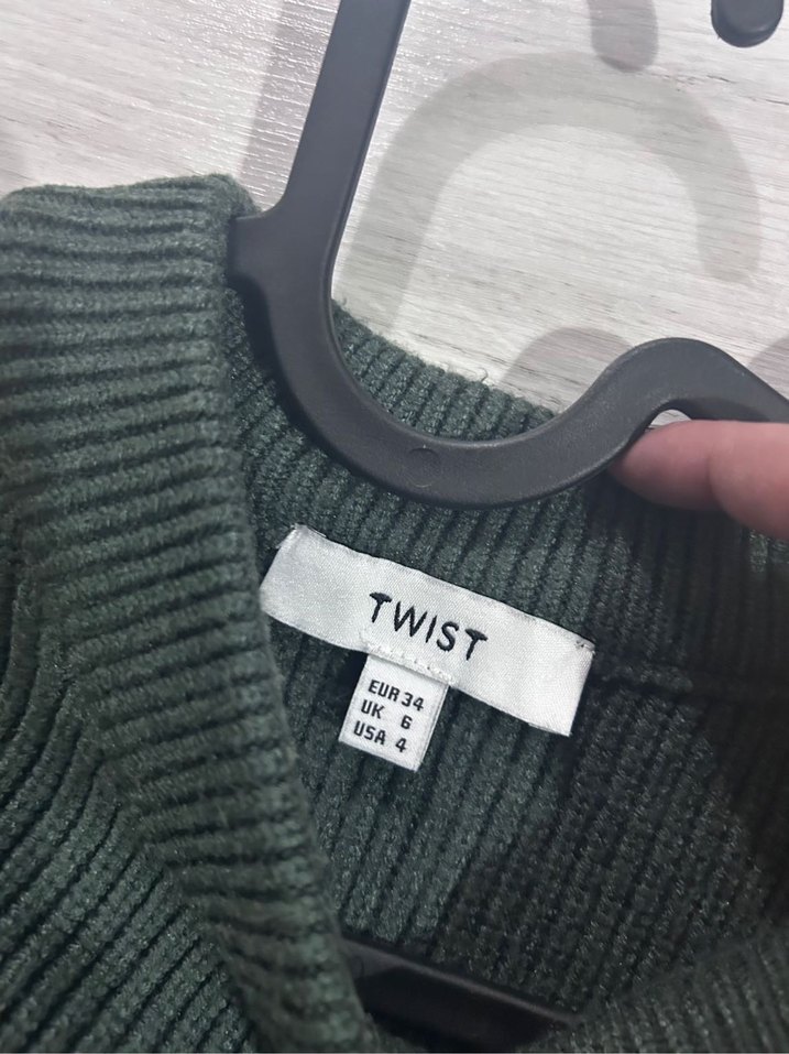 Twist Uzun Kol Drapeli Yeşil Elbise - Görsel 3